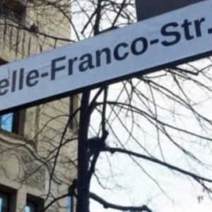 Placa da Rua Marielle Franco, em Colônia, Alemanha