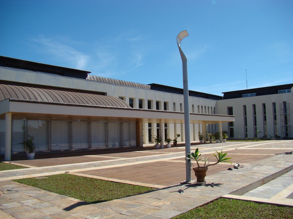Pátio da Embaixada da Argentina em Brasília, no Brasil